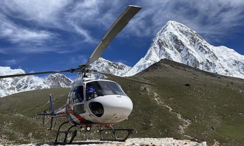 Kathmandu: Private Everest Base Camp Helicopter Tour - Key Points