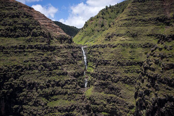 Kauai Deluxe Waterfall Safari: Helicopter Tour - FAQ