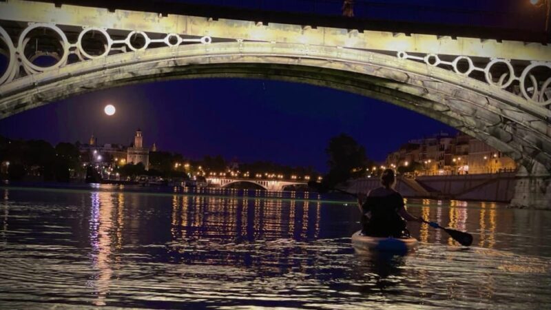 Kayak full moon: Historical part, Triana & La Cartuja - Who Will Love This Experience?