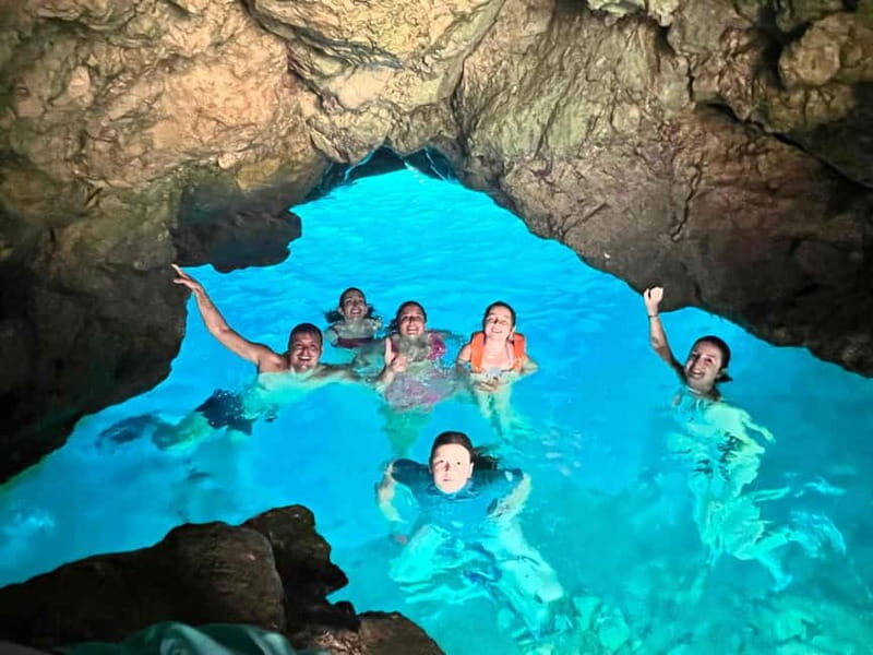 Kayak Granadella Excursión Guiada en Cuevas y Cala en Caló - Who Should Consider This Tour?