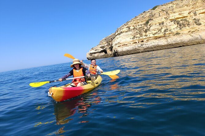 Kayak hire on Benagil Beach - FAQs about kayak hire on Benagil Beach