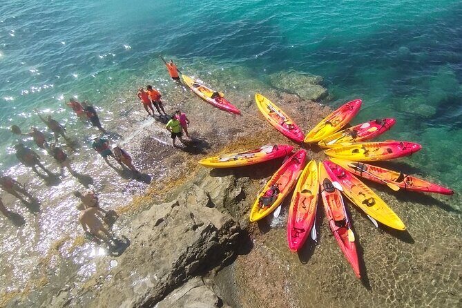 Kayak routes through the Coves of Villajoyosa - A Detailed Look at the Kayak Tour Through Villajoyosa’s Covess