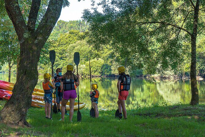 KAYAK TOUR I Going down the Lima River in Kayak | AV - Exploring the Lima River Kayak Tour in Detail