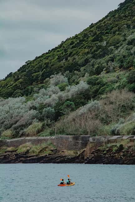 Kayaking - Beginner level - An In-Depth Look at the Azores Kayaking Experience