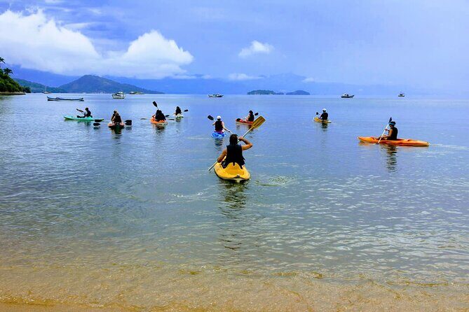 Kayaking experience through the islands of Paraty - The Experience in Detail