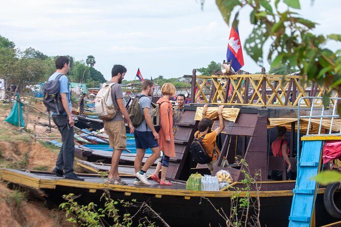 Kayaking & Floating Village in Tonle Lake - FAQs