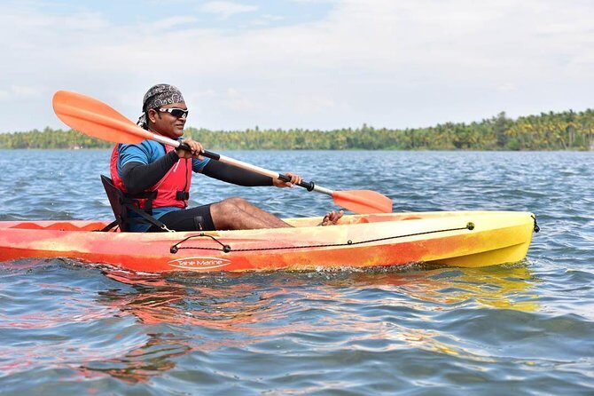 Kayaking to the Black Devil Snail Sandbar Island in Paravur Lake near Varkala - Key Points