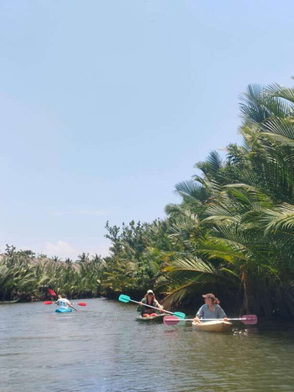 Kayaking tour around green cathedral - Who Should Consider This Tour?