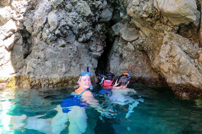 Kayaking Tour to the secrets of Milos - FAQs