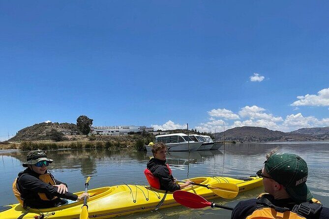 Kayaking uros island (half day) - The Sum Up