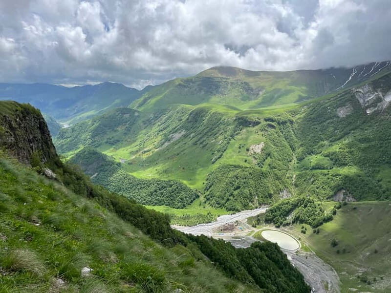 Kazbegi Day Trip (Jinvali, Ananuri, Gudauri, Gergeti church) - Who Should Take This Tour?