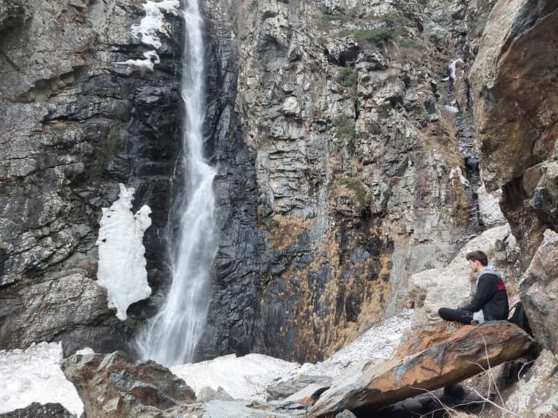 Kazbegi: Gveleti Waterfall Guided Hike - Experience the Beauty of Georgia’s Caucasus: Kazbegi Gveleti Waterfall Guided Hike