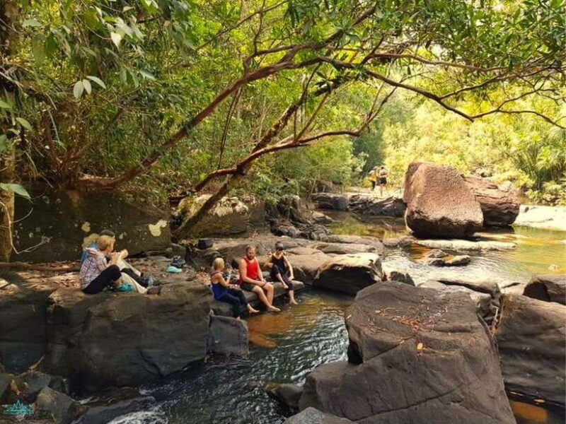 Kbal Spean Trekking Tour with Banteay Srei & Landmine Museum - Key Points