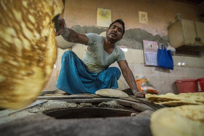 Kebab and Curry Food Walk with guide and transport in and around Mohd Ali Road! - Considerations and Tips