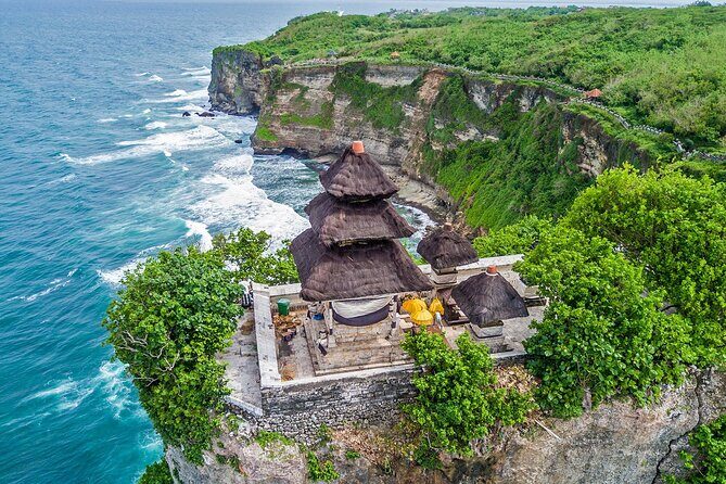 Kecak & Fire Dance Show at Uluwatu Temple All Inclusive - Key Points