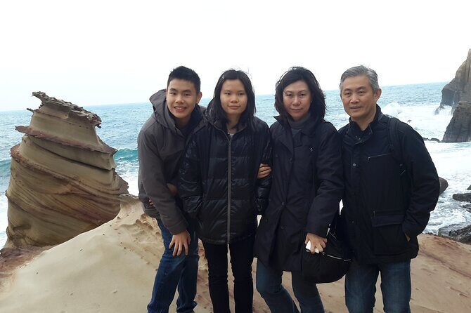 Keelung port pick up day tour ( private group) - The Sum Up