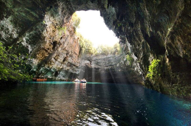 Kefalonia: Full-Day Island Tour with Winery Visit - Exploring Kefalonia: A Deep Dive into the Full-Day Tour