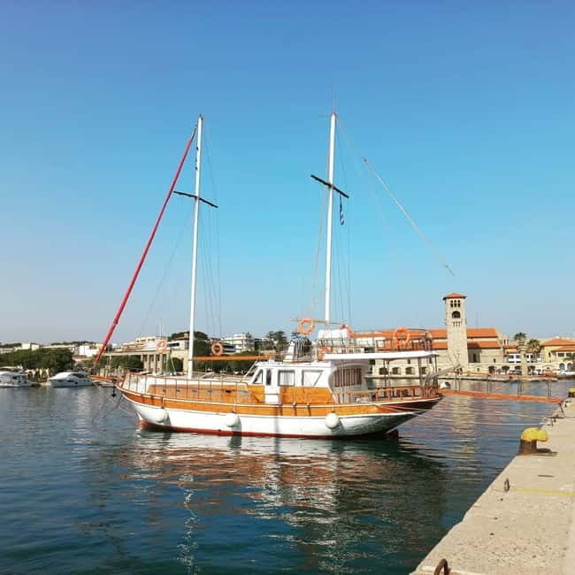 Kefalonia: Full-Day Ithaka Island Cruise with Swim Stops - Exploring the Full-Day Ithaka Island Cruise