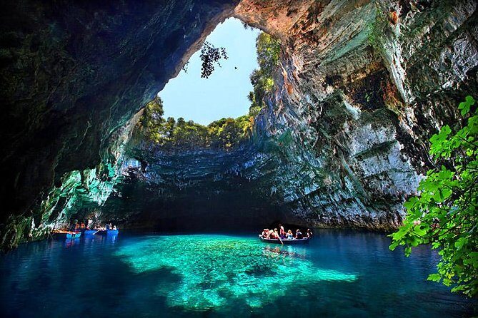 Kefalonia Island Bus Tour- Wine Tasting, Melissani & Fiscardo - Itinerary Breakdown: What You’ll Experience