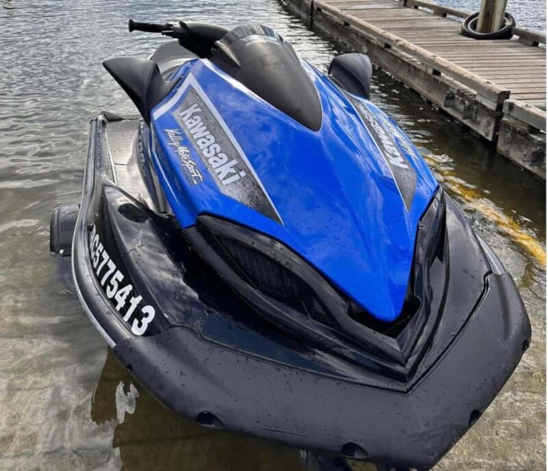 Kelowna: Jet Ski Rental - Key Points