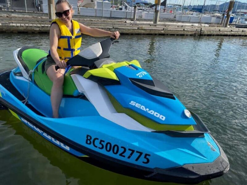 Kelowna: Jet Ski Rental - The Details of the Kelowna Jet Ski Rental Experience