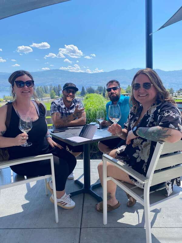 Kelowna: Lake Country Half Day Guided Wine Tour - FAQs