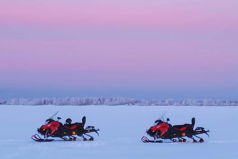 Kemi-Tornio: Sunrise snowmobile safari - Key Points