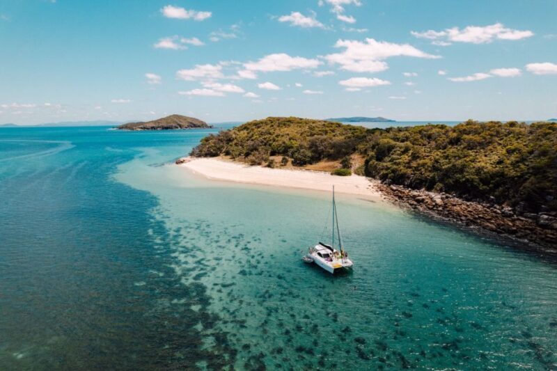 Keppel Islands: Sunset Cruise w/ Cheese Platter & Champagne - Keppel Islands: Sunset Cruise w/ Cheese Platter & Champagne - A Balanced Look