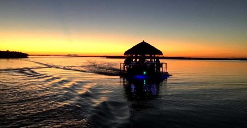 Key Largo: Cruisin' Tikis Key Largo - Sunset Cruise - Key Points