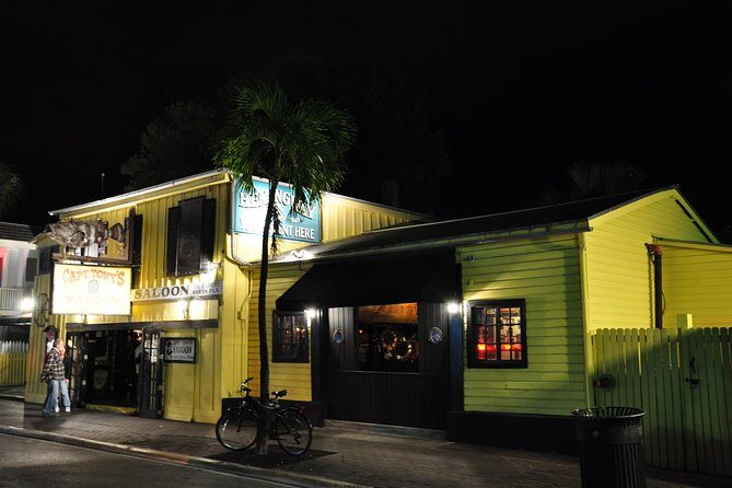Key West Haunted Pub Crawl and Ghost Tour with Free T-Shirt - FAQ