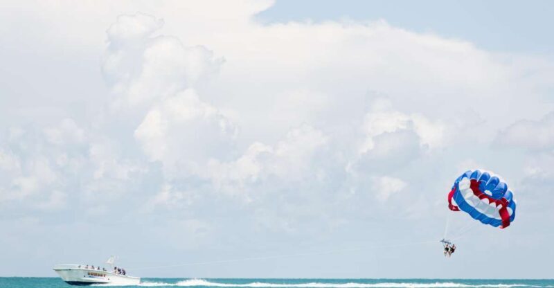 Key West Parasailing at Smathers Beach - The Itinerary in Detail