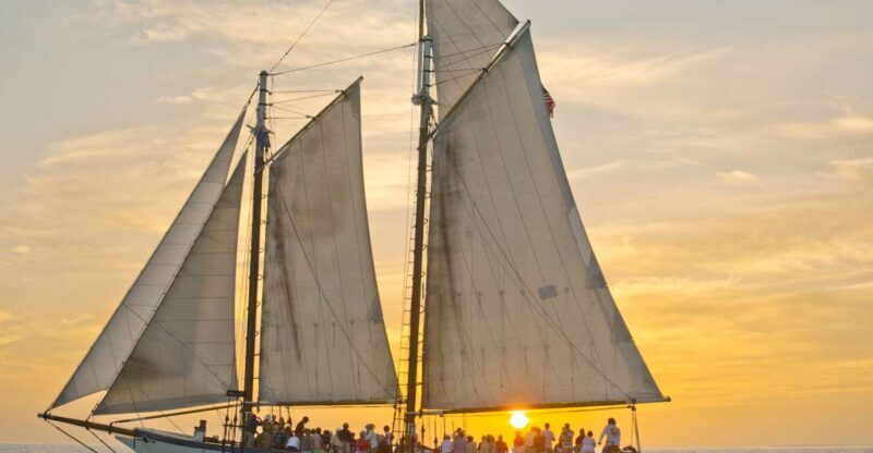 Key West: Windjammer Champagne Sunset Sail - FAQ