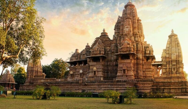 Khajuraho: Full-Day Private Guided Temples and History Tour - Starting Your Journey: From Hotel to Temple Grounds