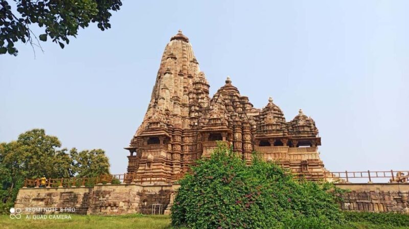 Khajuraho: Private Kamasutra Temples Day Tour with Lunch - The Sum Up