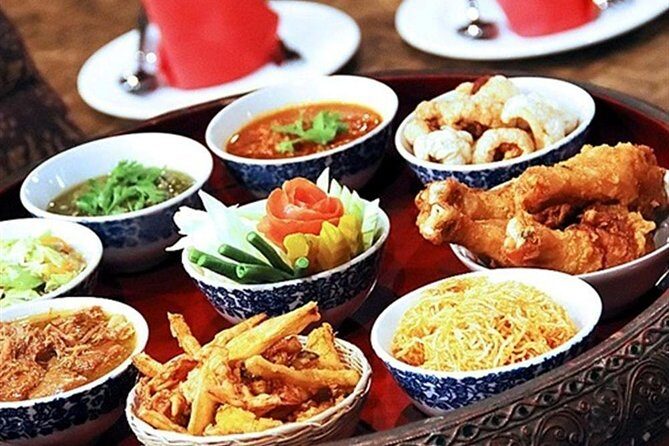 Khantoke Dinner Experience & Cultural Dance Show with Transfers - Key Points