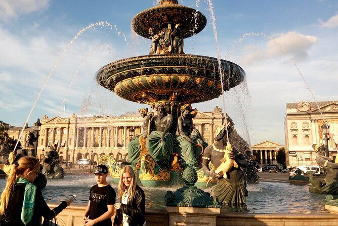 Kickstart Paris Private Tour. City Highlights for Newcomers - Jardin des Tuileries