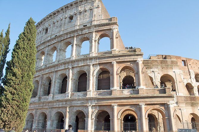 Kid-Friendly Colosseum & Roman Forum Tour with local guide - Key Points