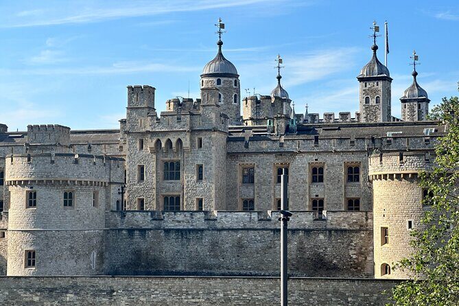 Kid-Friendly Private Tower of London Tour with Blue Badge Guide - In-Depth Review of the Tower of London Kid-Friendly Private Tour