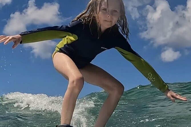 Kids and Adults Private or Group Surf Lessons 90min. 100% support - Key Points
