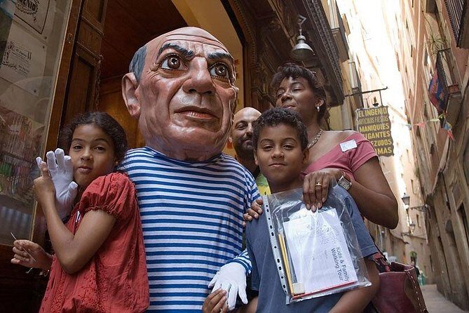 Kids and Family Gothic Quarter Walking Tour in Barcelona - Key Points