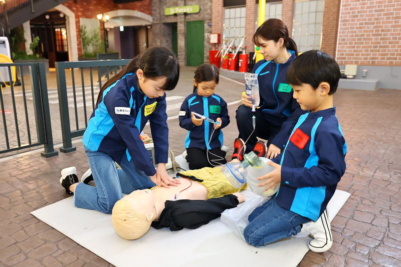 KidZania Fukuoka Admission Ticket - Picking the right ticket and time