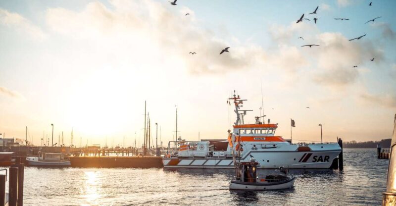 Kiel: City Highlights Express Walking Tour with a Local - Practicalities and Tips for a Smooth Experience