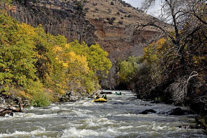 Kikacéki (Ward's) Canyon - Kikacéki (Wards) Canyon: An Unforgettable Rafting Adventure in Southern Oregon