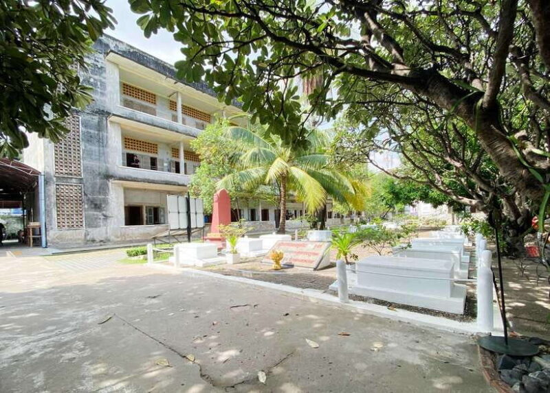 Killing Fields and Toul Sleng S21 Museum Half-Day Tours - Final Thoughts