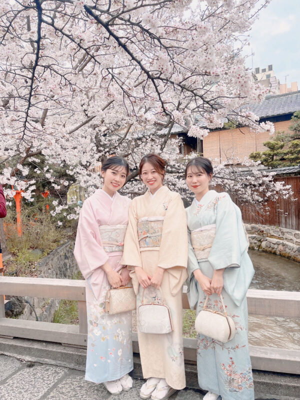 Kimono Rental (Provided by Kimono Rental wargo Kanazawa Korinbo Branch) - The essentials before you book