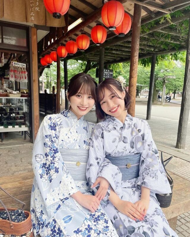 Kimono Rental (Provided by Wargo Osaka Shinsaibashi Store) - Getting dressed in Shinsaibashi