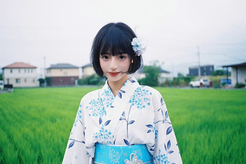 Kimono & Yukata Rental & Photo Shoot (Osaka Kimono Rei Shinsaibashi) - Crowds, comfort, and the return deadline