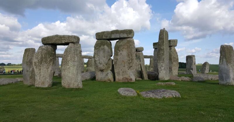 King Arthur Tour: Stonehenge, Glastonbury and Avebury - Exploring the Legend: King Arthur Tour—Stonehenge, Glastonbury, and Avebury