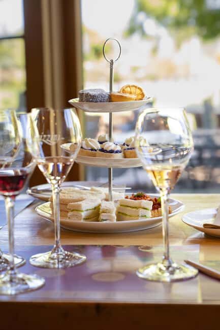 King Valley: Pizzini Wines Sparkling Italian High Tea - Setting the Scene: A Taste of Italy in Victoria