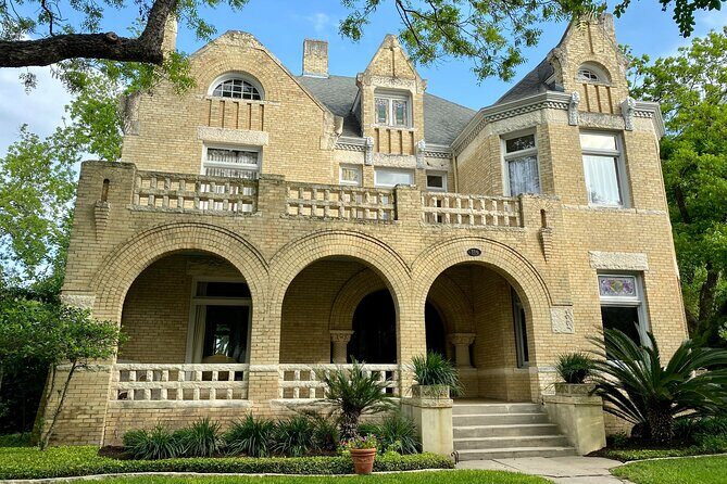 King William District Tour - Authentic, Off-the-Beaten-Path Experience